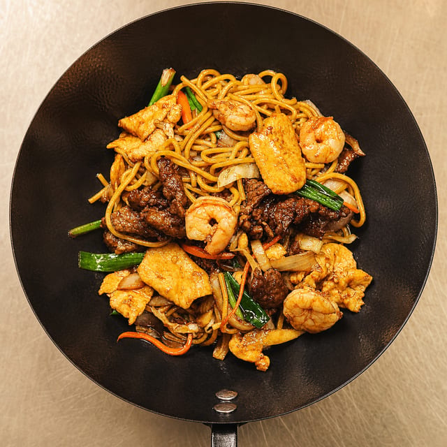 Combo Lo Mein Lunch.