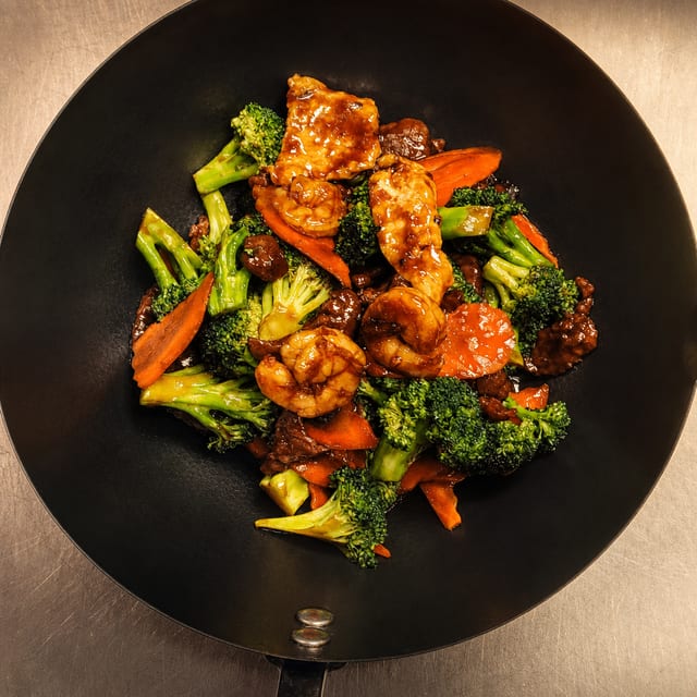 Combo with Broccoli Lunch.